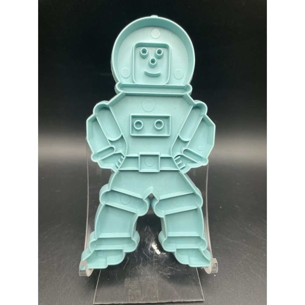Vintage 1960s Stanley Home Products Plastic Cookie Cutter 5" Astronaut